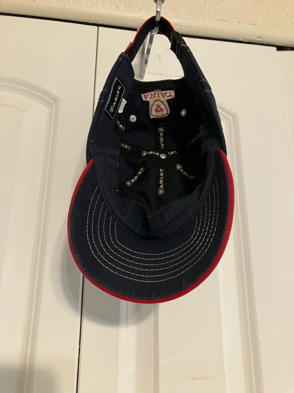 Team ARIAT Navy baseball Cap with Red Embroidered Logo - Picture 7 of 7